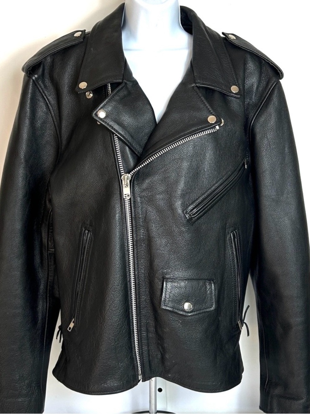 Z1R Women’s Size XL Black Leather Zip Front Zip Out Liner Motorcycle Jacket